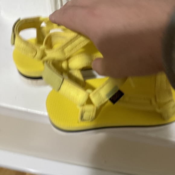 Teva Flatform Universal Mesh Print Limelight yellow platform sandals size 9 - Picture 8 of 8